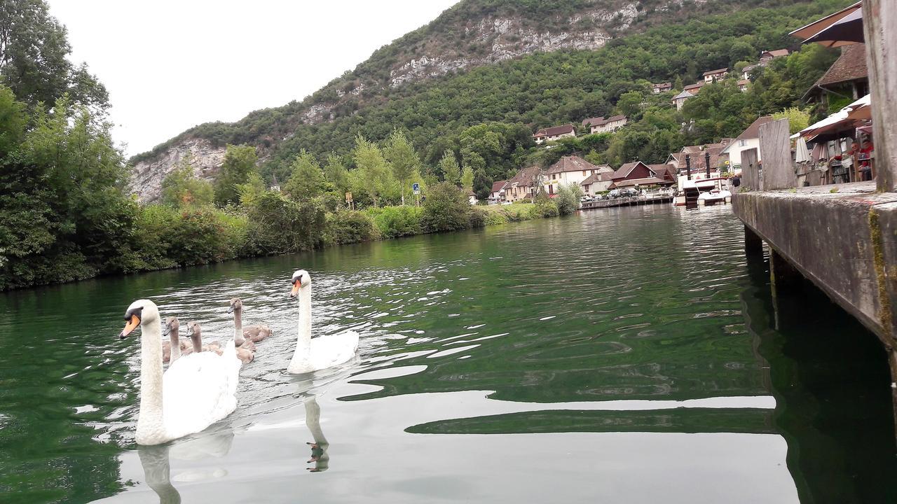 Le Doux Nid Bed and Breakfast Chanaz Buitenkant foto